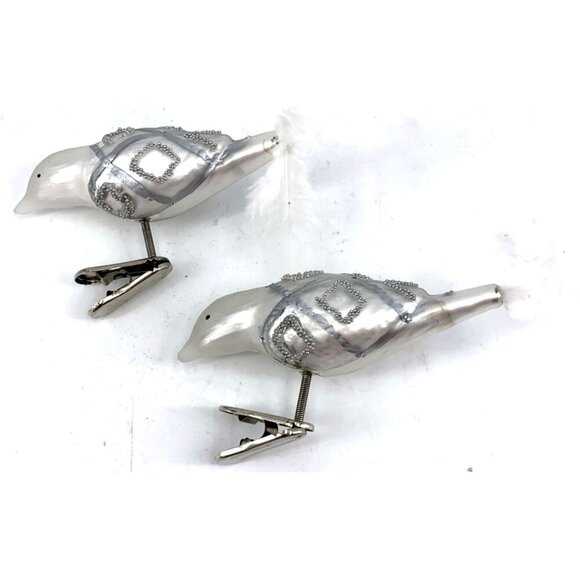 Glass Bird Christmas Ornaments Clip On White Silver Feather Tails Lot of 2 - Picture 1 of 6